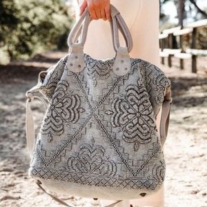 ISO this bag Vici Sequoia